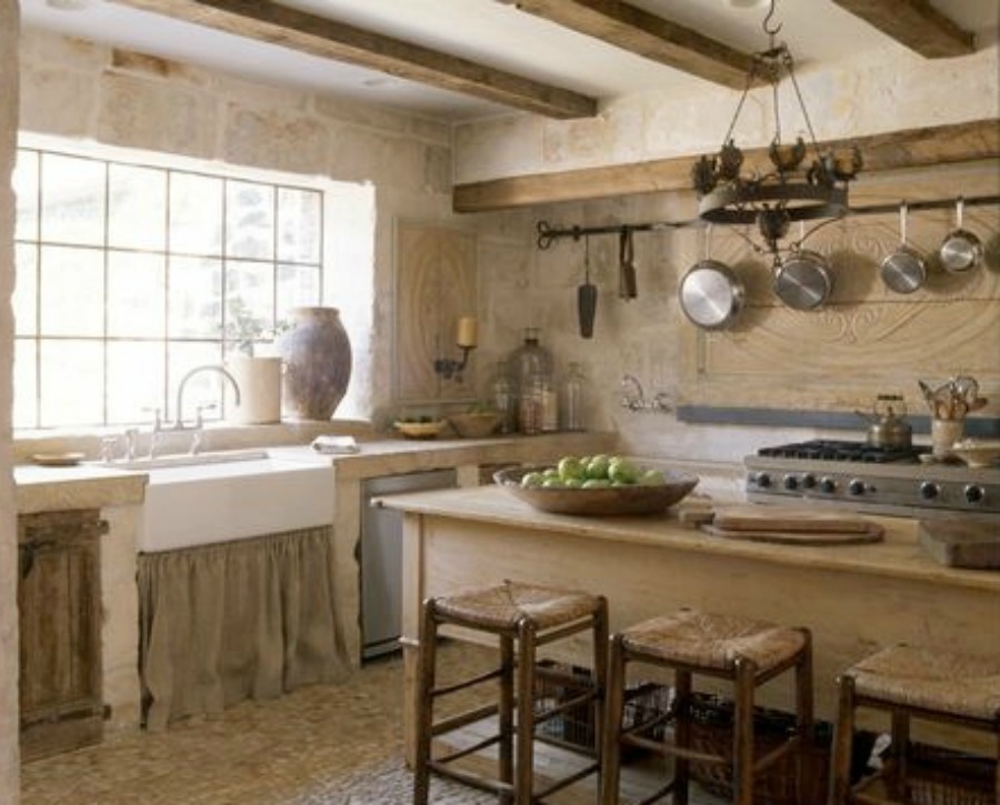 rustic french farmhouse dining room