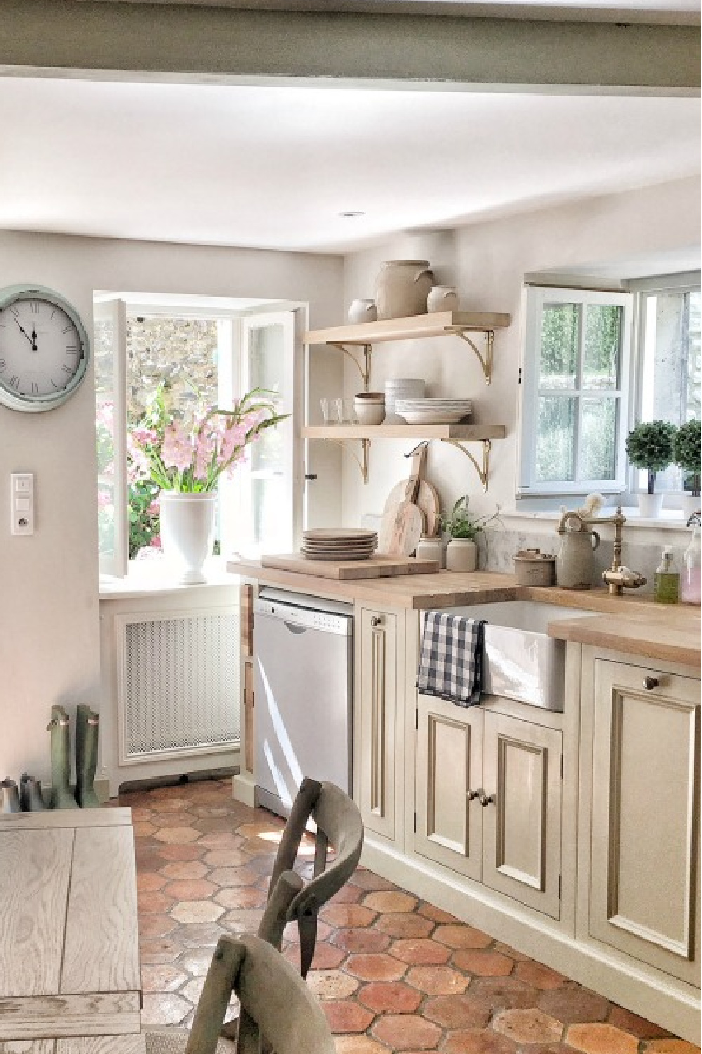 19 French Farmhouse Kitchens & Ideas to Get the Look! - Hello Lovely