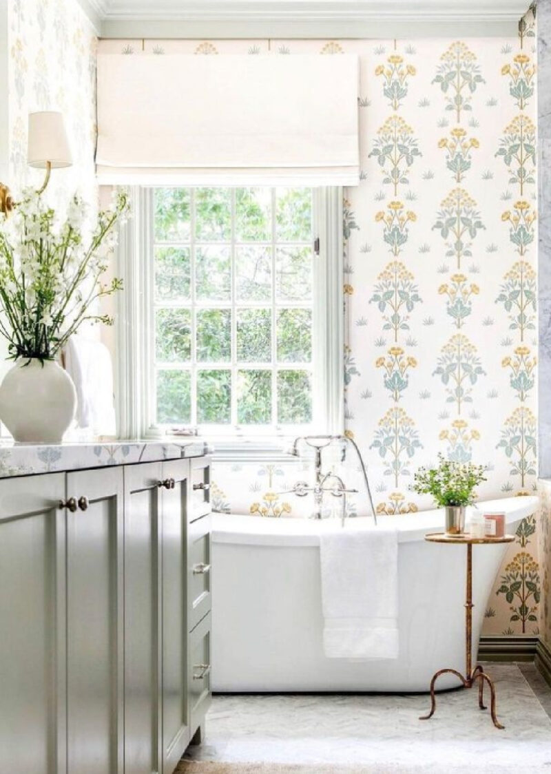 LOVELY Timeless Wallpaper: Classic, Elegant, & Traditional Interiors ...