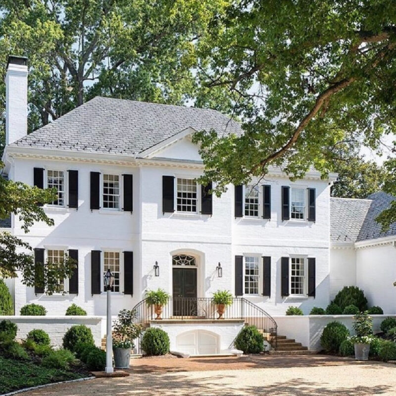 More WHITE Home Exteriors Because White, Y'all - Hello Lovely