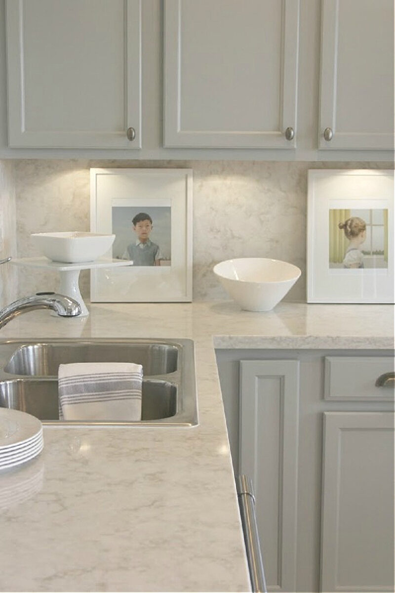 SOPRANO Quartz Countertop (Viatera) Review - Hello Lovely