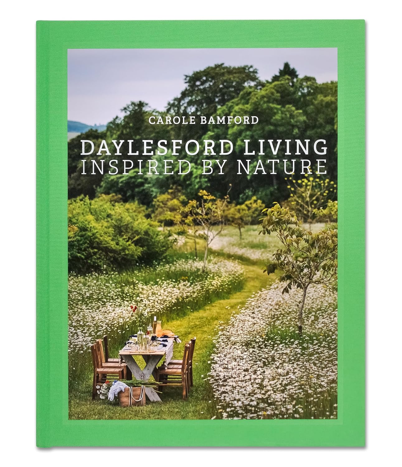 DAYLESFORD LIVING: Inspired by Nature (Vendome, 2024) by Carole Bamford - book cover.