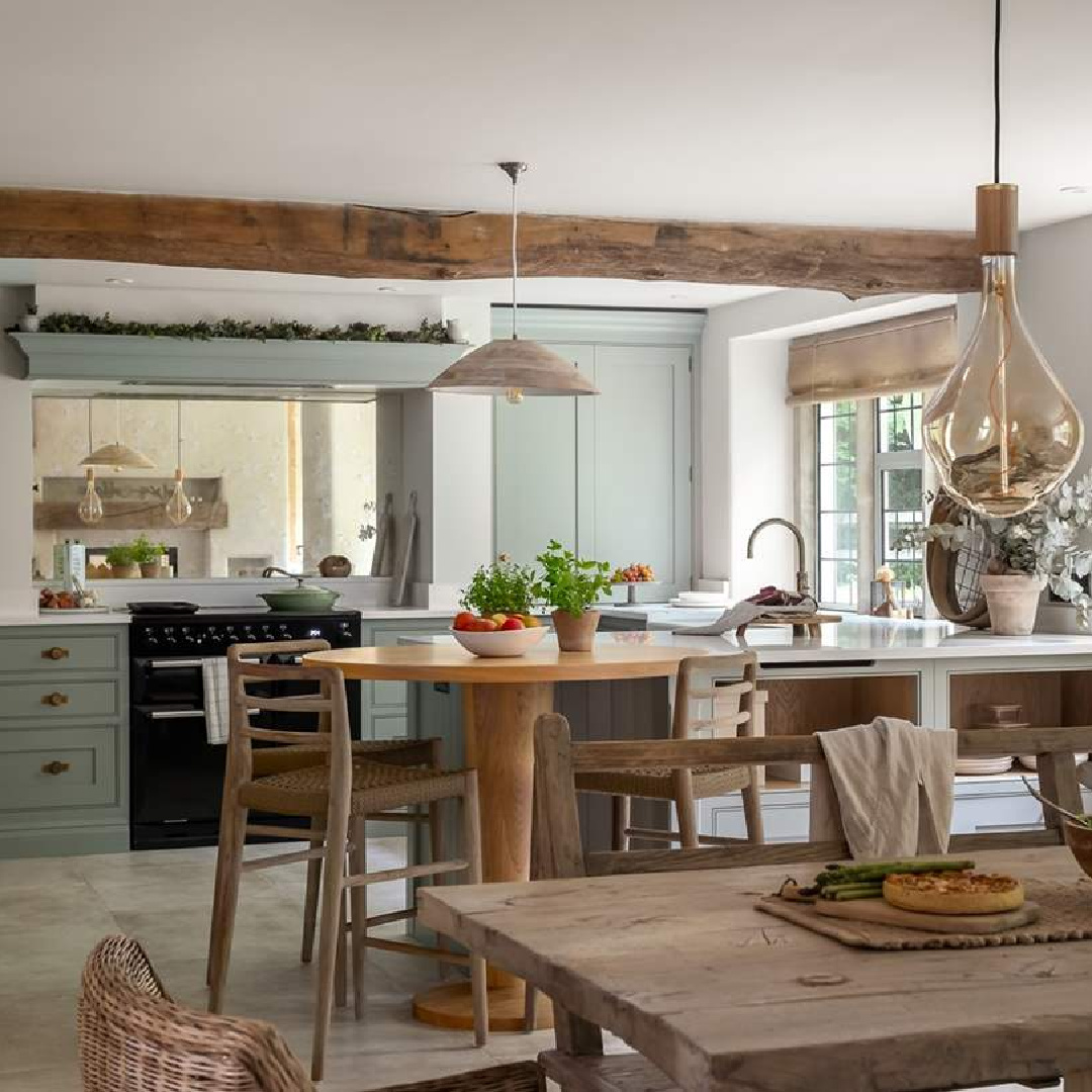 Kitchen at Amoretta - luxury Cotswolds cottage in Stow-on-the-Wold with rustic elegant interiors and stone - offered by Boutique Retreats in the UK. #cotswoldscottage