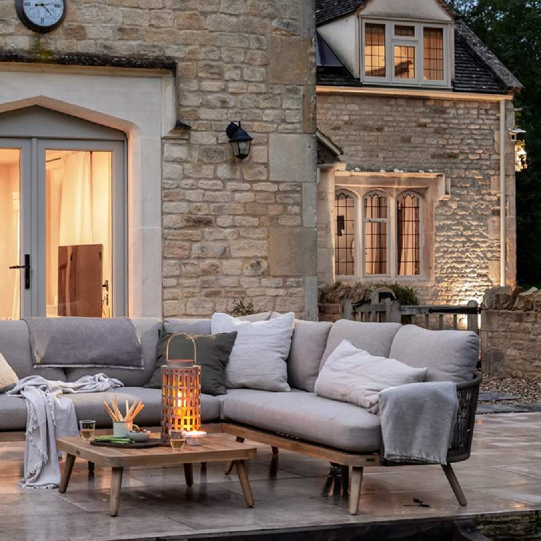 Amoretta - luxury Cotswolds cottage in Stow-on-the-Wold with rustic elegant interiors and stone - offered by Boutique Retreats in the UK. #cotswoldscottage