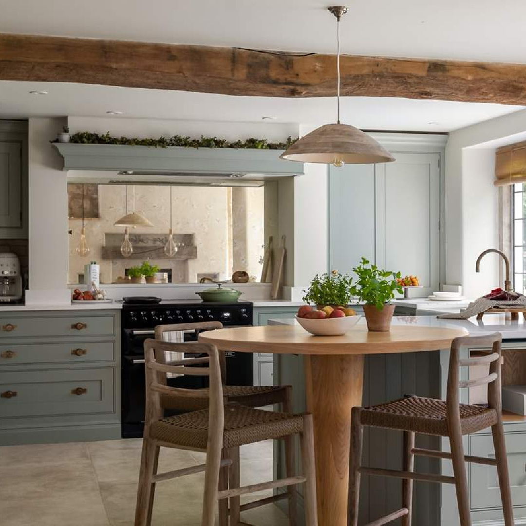 Kitchen at Amoretta - luxury Cotswolds cottage in Stow-on-the-Wold with rustic elegant interiors and stone - offered by Boutique Retreats in the UK. #cotswoldscottage