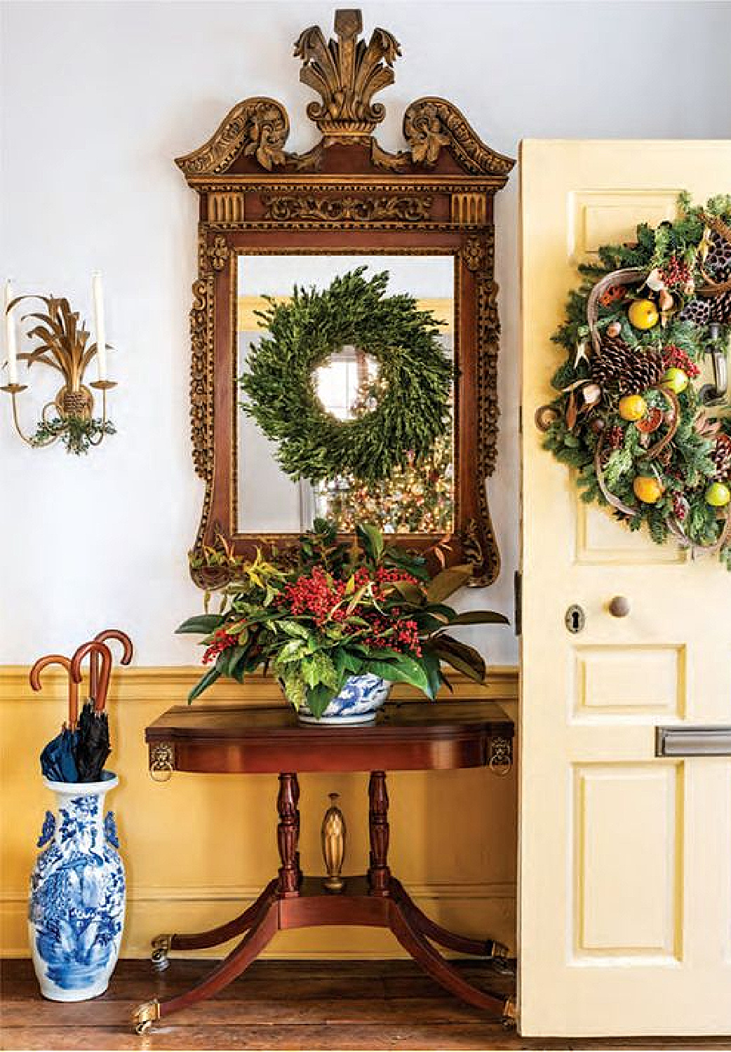 Brian Branton - Christmas decorating with citrus, greenery, and old fashioned charm. #holidaydecor