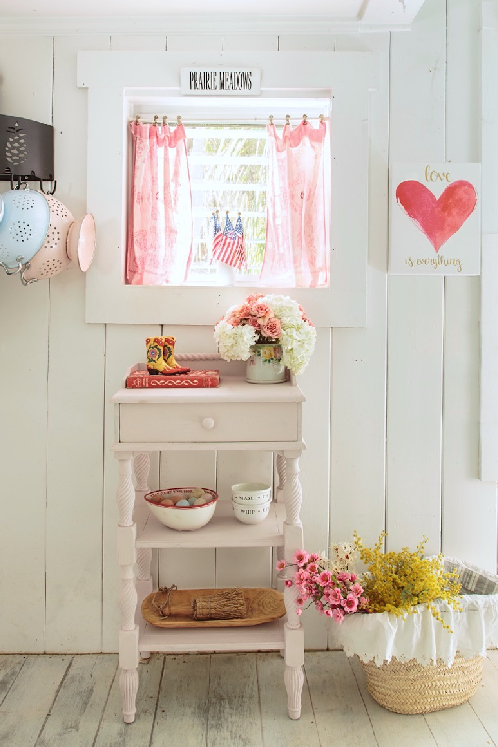 Fifi O'Neill's shabby chic pink accents in her charming Florida cottage with rustic romantic decor. #coastalcottage #countrycottage #romanticdecor