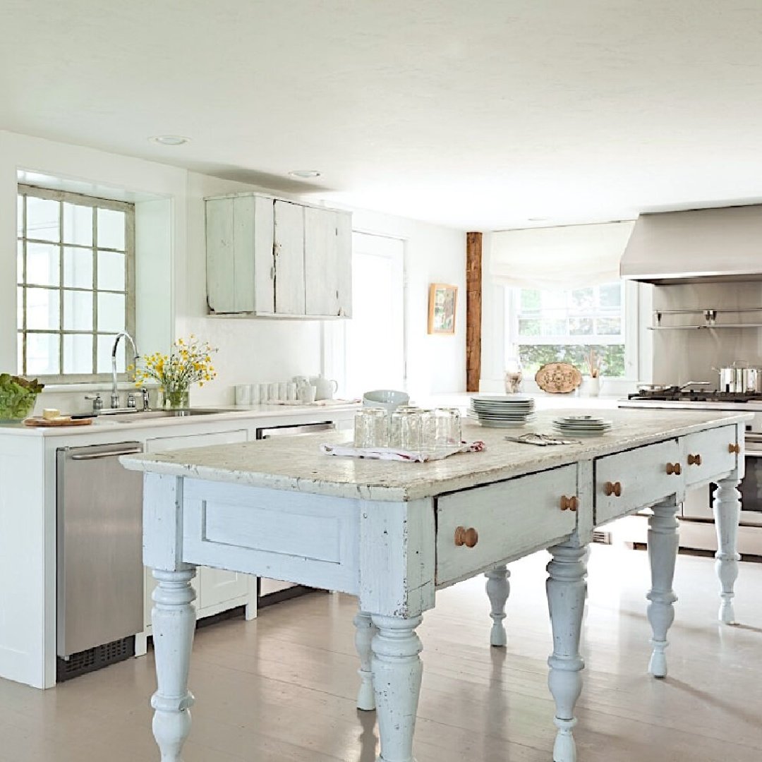 Rustic white country kitchen in a Vermont farmhouse - Fifi O'Neill for SHADES OF WHITE. #rusticwhitedecor #whitefarmhousekitchen