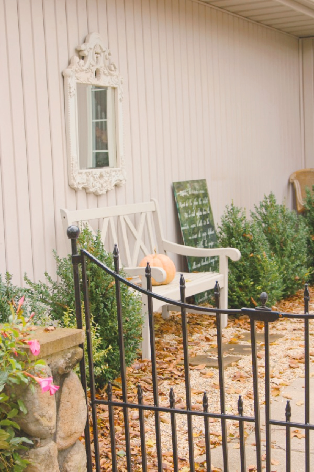 Gentle autumn colors at home where serene interiors and modern French sensibilities live - Hello Lovely. #gentleautumn #cozyautumn #serenedecor